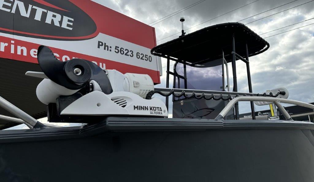 2024 Makocraft 561 Canyon Console CC package