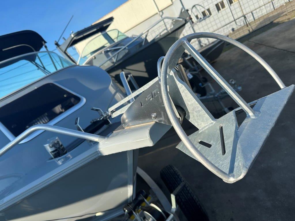2024 Makocraft 525 Coastal Cuddy package