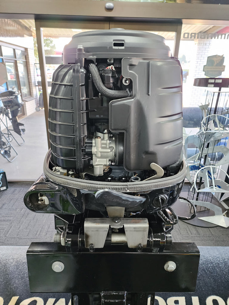 2017 Pre-Owned Suzuki DF70A 4S Outboard motor 20" Shaft