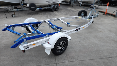 MOVE Alloy Boat Trailer TA1100S13B - Alloy Boats 5.2m