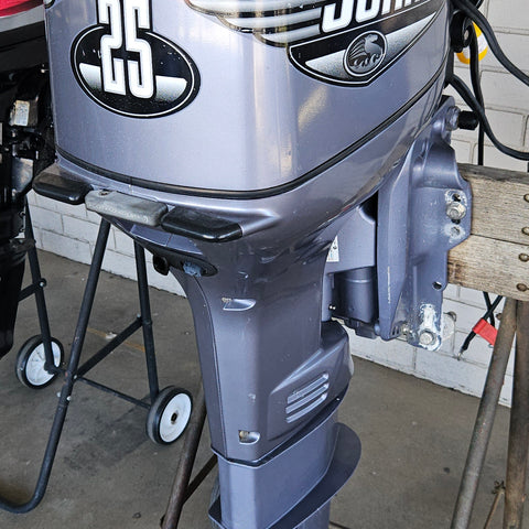 1999, Pre-Owned Johnson BJ25PL3SSB 2 stroke Outboard Motor
