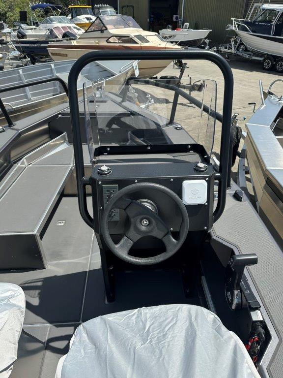 2025 Senator 500SC Side Console package DF75