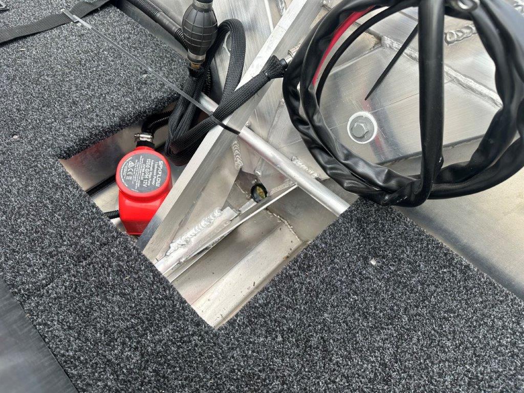 2026 Quintrex 420 Busta TS, Suzuki DF50ATHL, Alloy I-Beam trailler