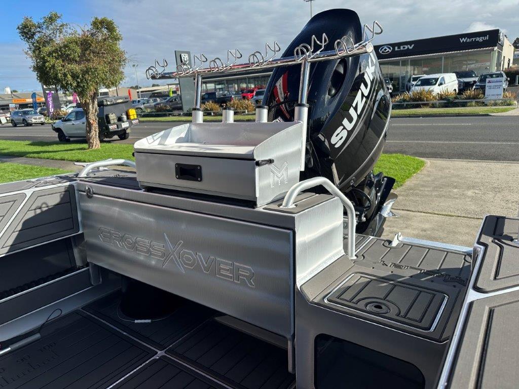 2025 McLay 611 Crossover Hardtop Suzuki DF175AP