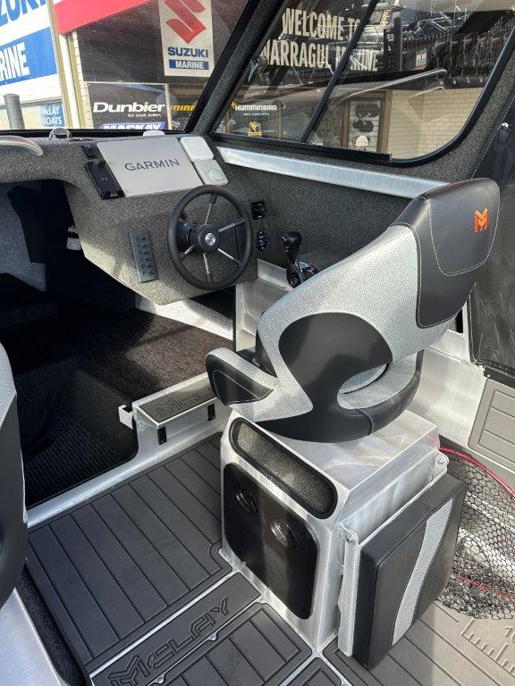 2025 McLay 611 Crossover Hardtop Suzuki DF175AP