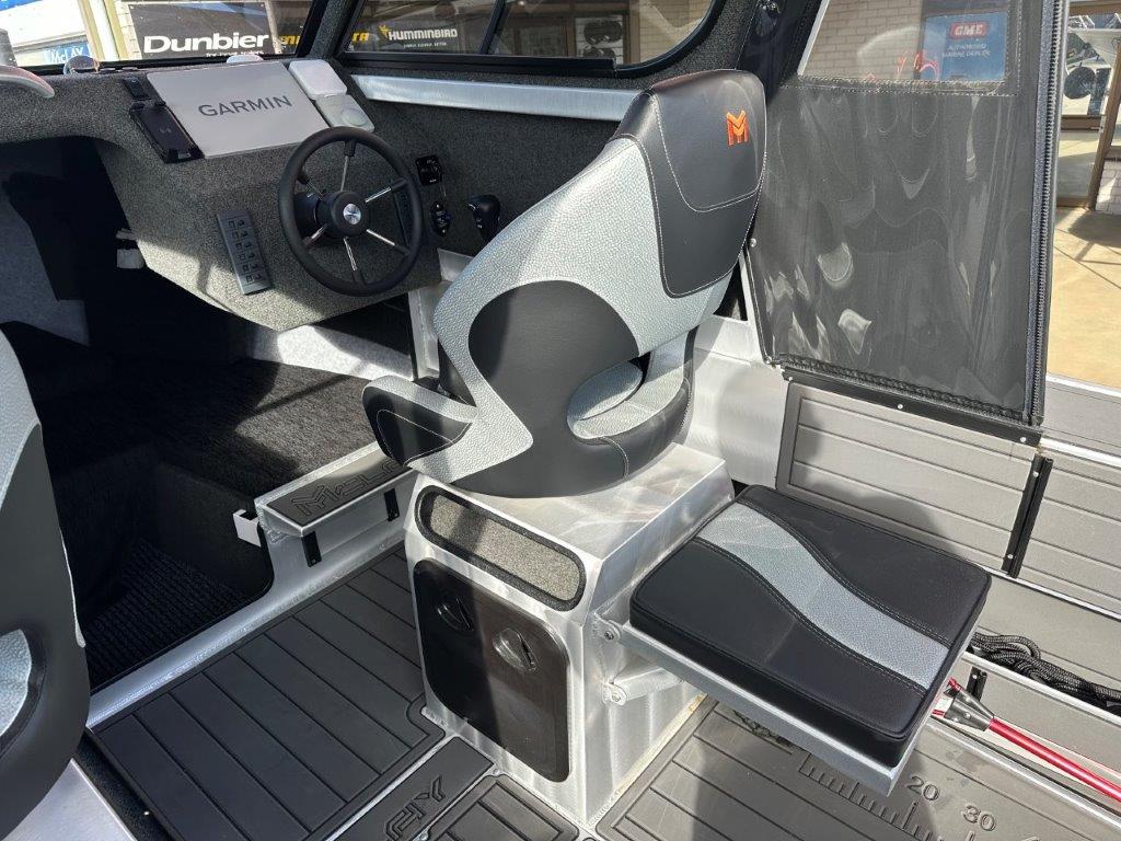 2025 McLay 611 Crossover Hardtop Suzuki DF175AP