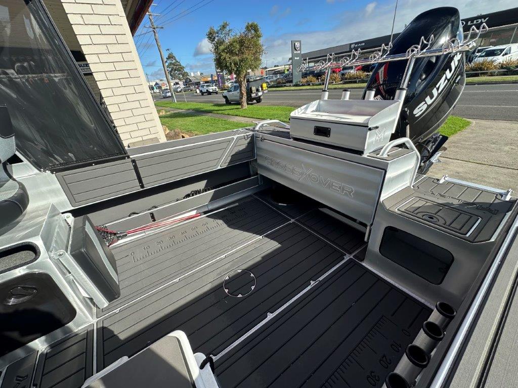 2025 McLay 611 Crossover Hardtop Suzuki DF175AP