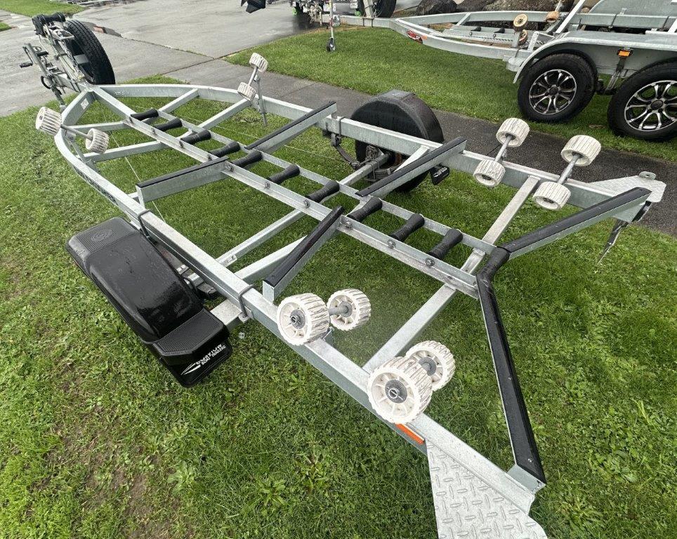 2023 EASYTOW SF5.2-1400S Braked trailer