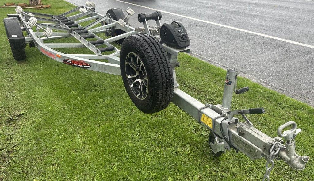2023 EASYTOW SF5.2-1400S Braked trailer