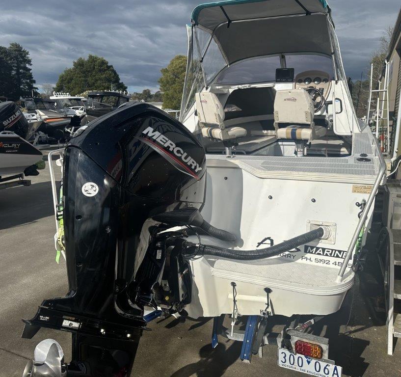 Stacer 525 Sea Runner Mercury 75hp 4-stroke
