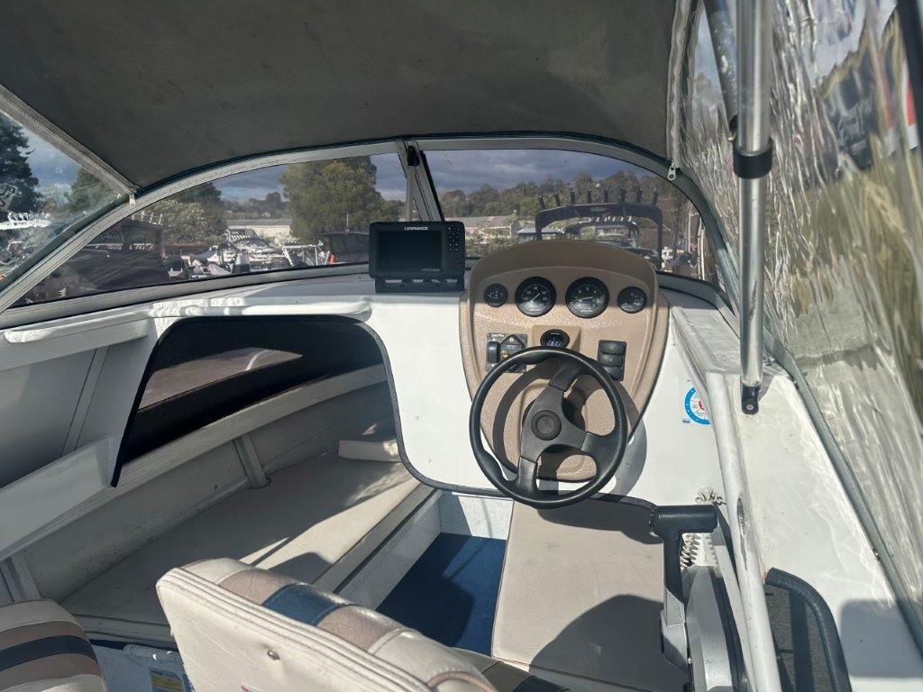 Stacer 525 Sea Runner Mercury 75hp 4-stroke