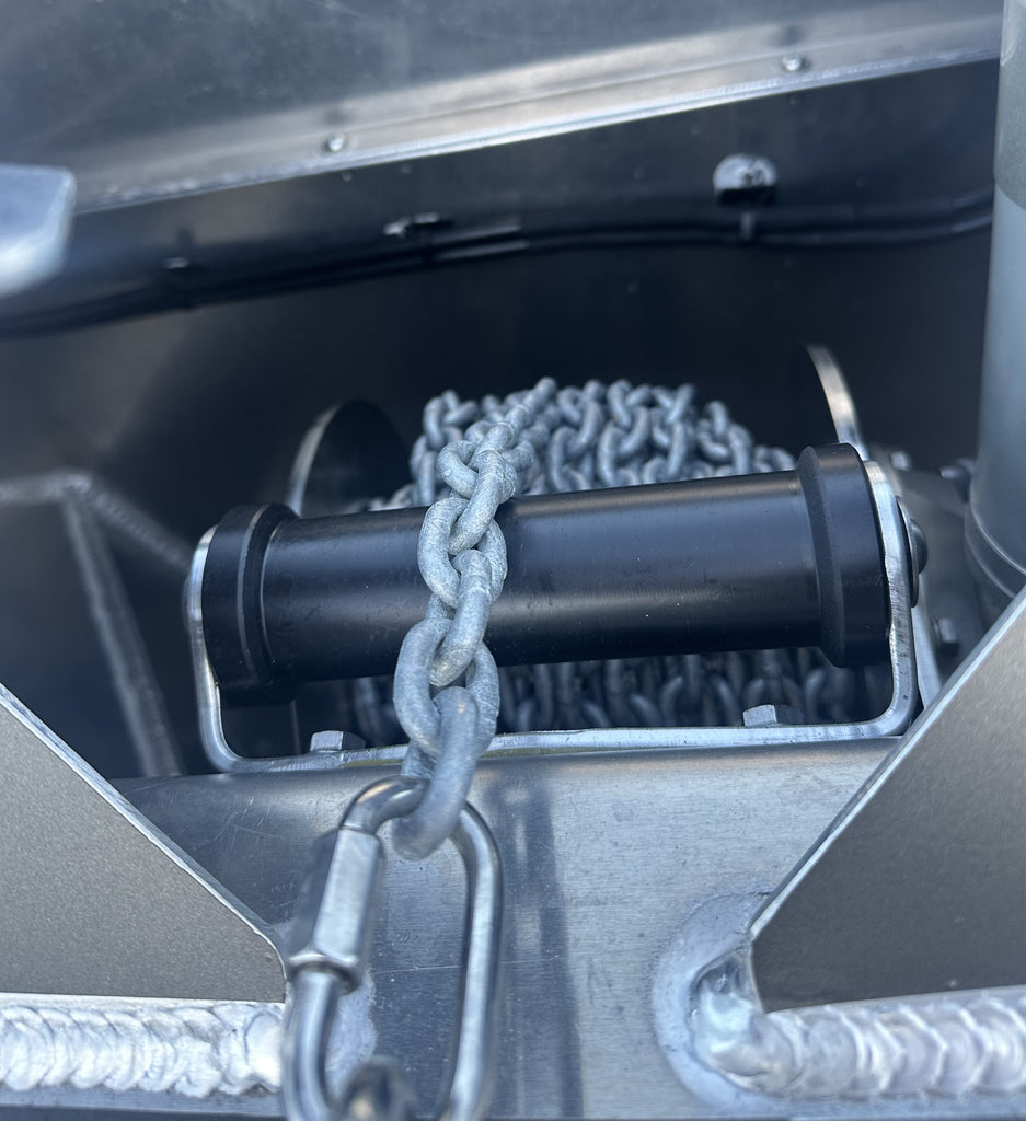 2025 Senator 550HT Suzuki DF115B package