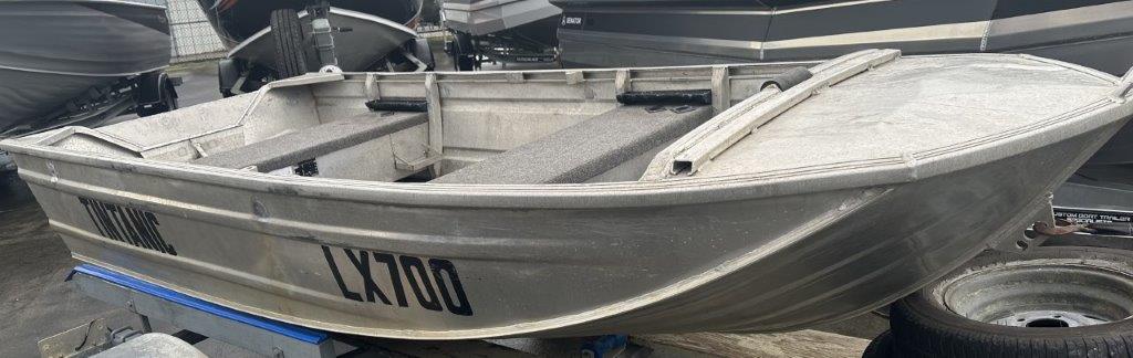 2008 Bermuda 3.4m Car Topper