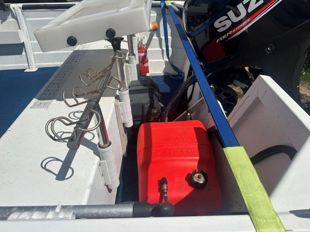 Stacer 449 Seahawk runabout 60hp Suzuki 4-stroke
