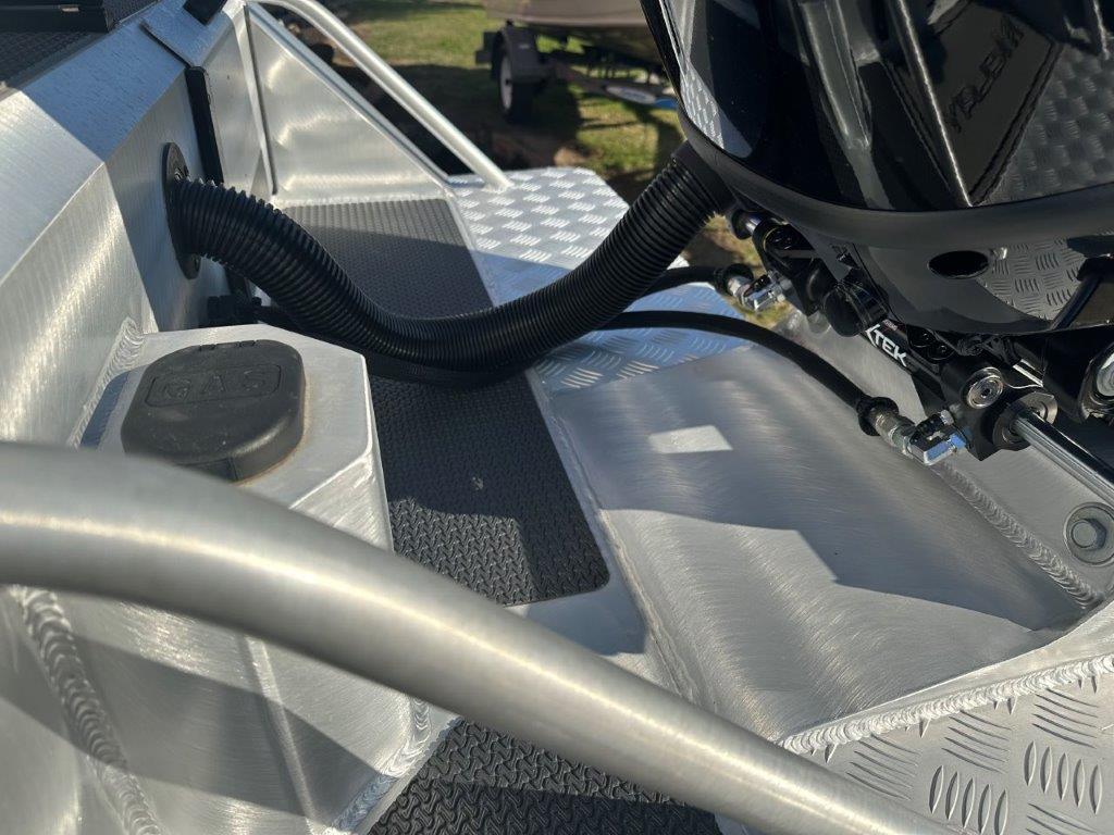 2024 McLay 591XL Sportsman HT package