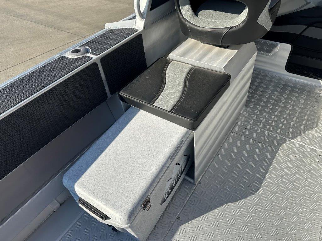 2024 McLay 591XL Sportsman HT package