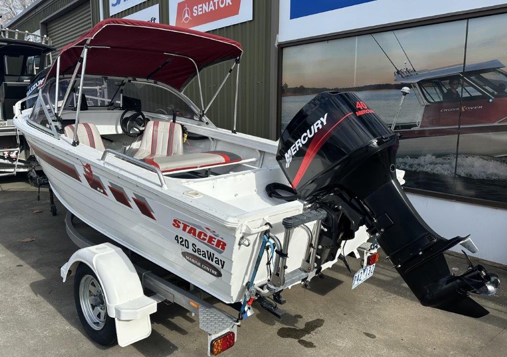 2002 Stacer 420 Seaway runabout
