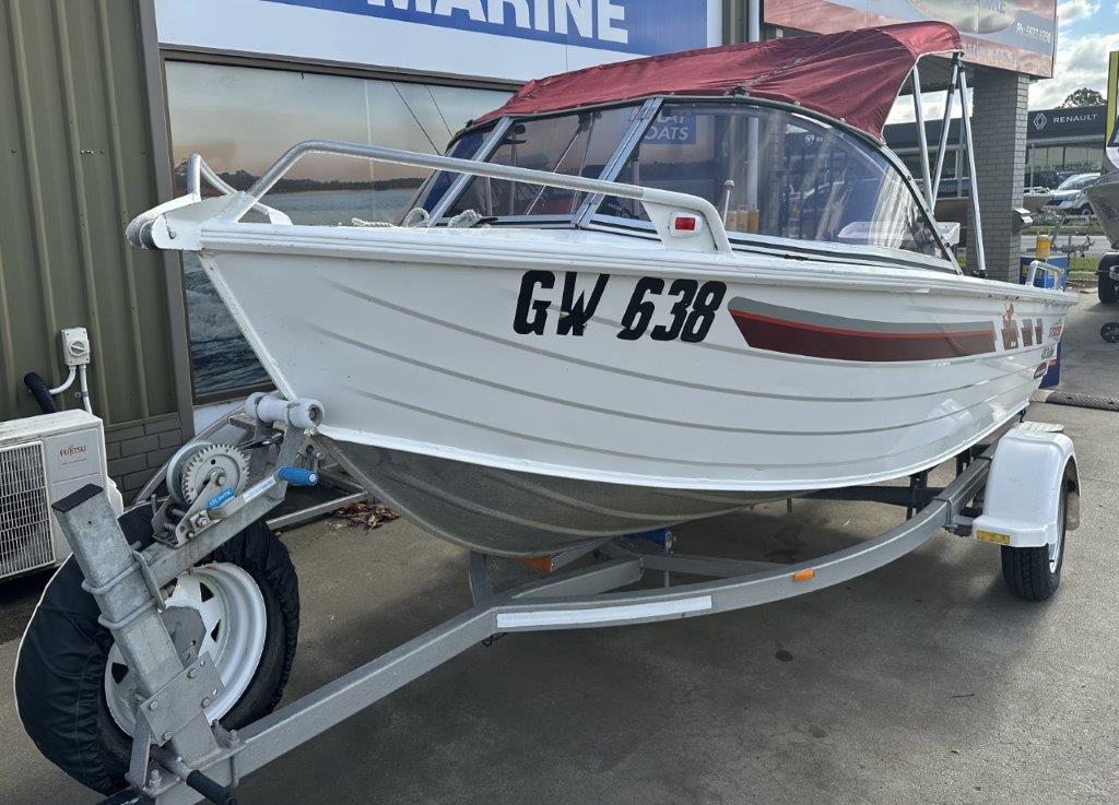 2002 Stacer 420 Seaway runabout