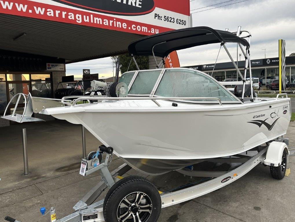 2024 Makocraft 481 Coastal Runner package