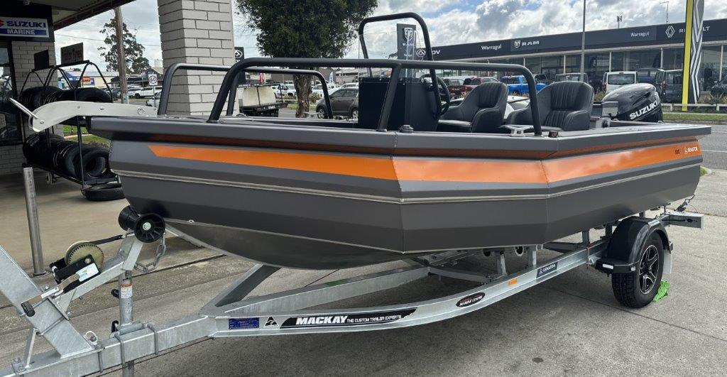2025 Senator 500SC Side Console package DF90
